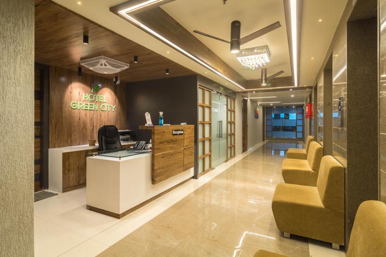 Hotel Green City Gandhinagar Buitenkant foto