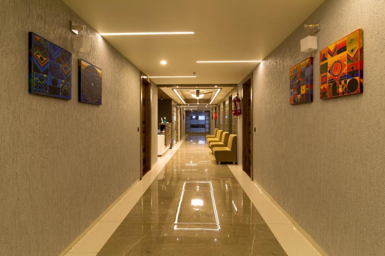 Hotel Green City Gandhinagar Buitenkant foto