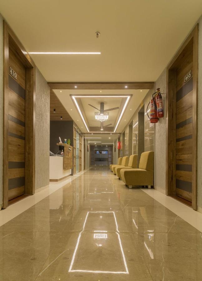 Hotel Green City Gandhinagar Buitenkant foto
